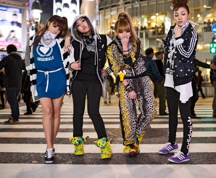 2NE1-adidas all originals campain 