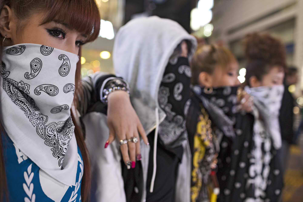 2NE1-adidas all originals campain (2)